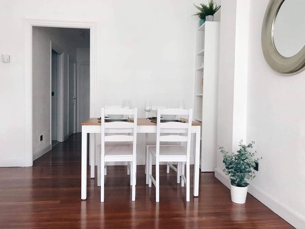 Ganze Ferienwohnung, Bright, spacious and comfortable in Bilbao, Bizkaia