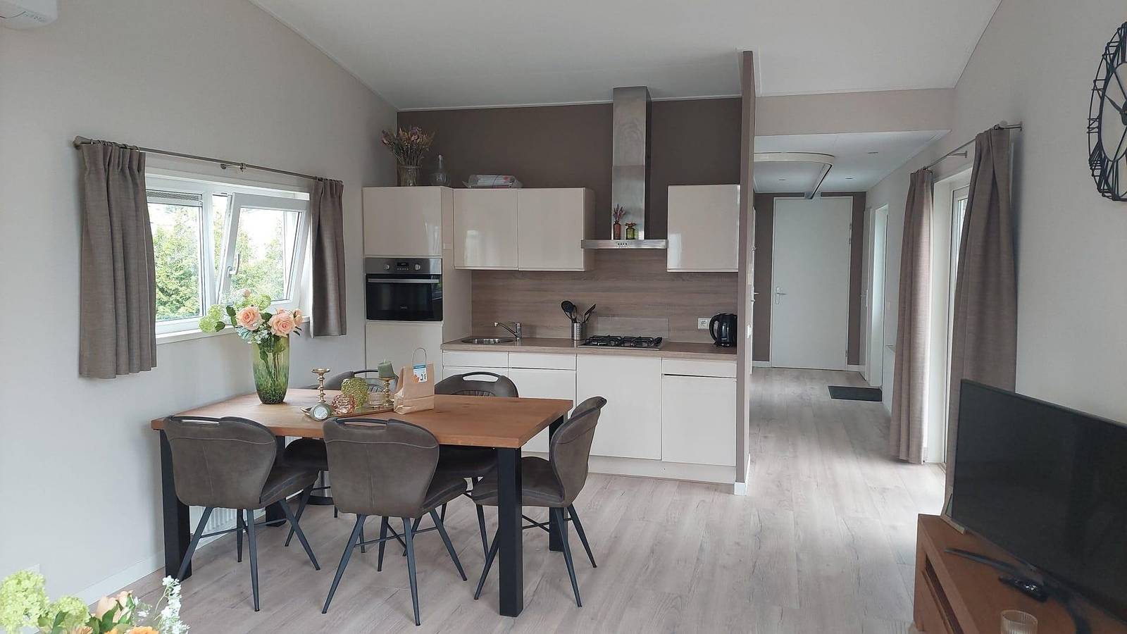 Europarcs De Biesbosch — Pavilion Miva 5 in Dordrecht, Nationalpark De Biesbosch