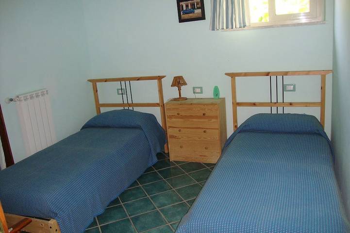 Ferienhaus für 6 Personen, mit Terrasse und Garten in Marina di Camerota - 2