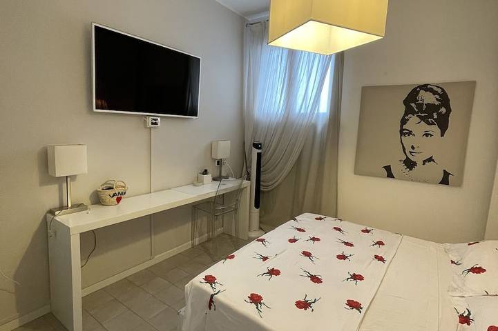 Ganze Wohnung, Beautiful Luxury beachfront apartment with terrace in Porto Santa Margherita, Caorle