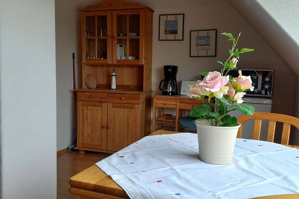 Ganze Wohnung, Ferienhaus Gerken - Fewo im Dachgeschoss in Elbstrand Krautsand, Drochtersen