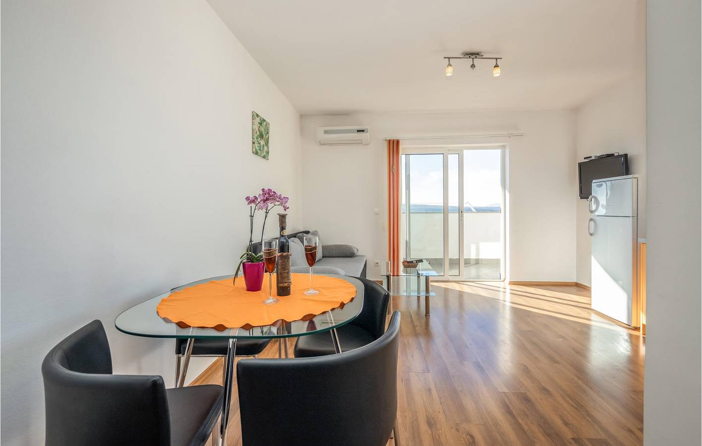 Ganze Ferienwohnung, Ferienwohnung für 4 Personen mit Terrasse in Crikvenica, Primorje-Gorski Kotar