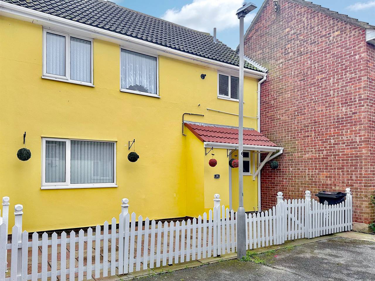 Holiday Rental for 8 People in Clacton-on-Sea, Essex