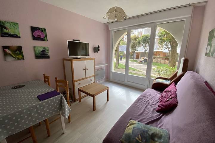 Ganze Wohnung, Miete appt 2 ch 4-6 Pers. Im Erdgeschoss - 10 Minuten zu Fuß von den Thermalbädern entfernt in Lamalou-les-Bains, Béziers und Umgebung