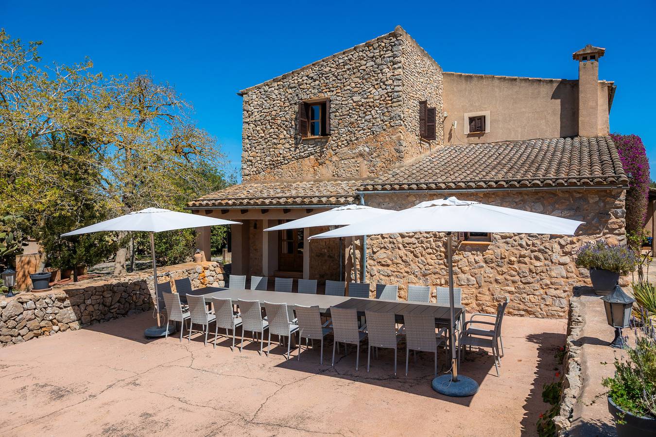 Country House 'Patró' with Mountain View, Private Pool and Wi-Fi in Manacor, East Majorca