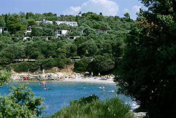 Bungalow für 4 Personen, mit Terrasse und Pool sowie Ausblick, mit Haustier in Pula - 4