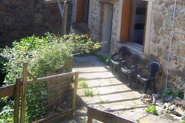 Gîte pour 8 personnes, avec terrasse, animaux acceptés à Saint-Félicien