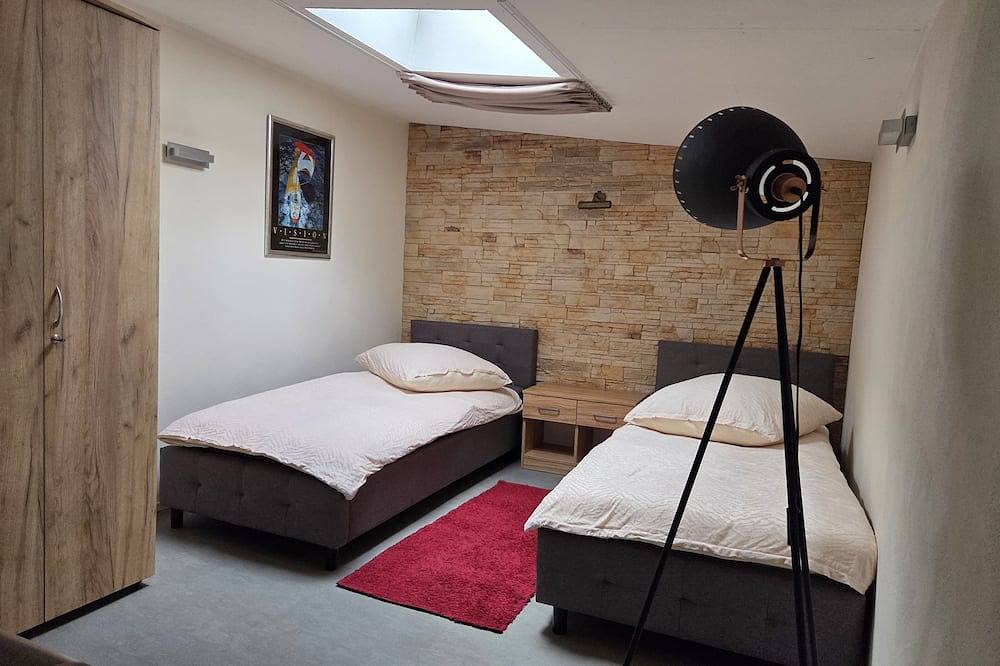 Ferienhaus Móst in Heinersbrück – Ruhige Auszeit nahe Cottbus & dem Spreewald in Heinersbrück, Cottbus und Umgebung