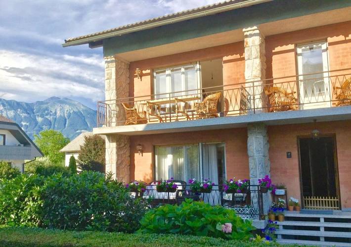 Dom gościnny dla 3 osób, z Balkon i Ogród oraz Widok w Jezioro Bled