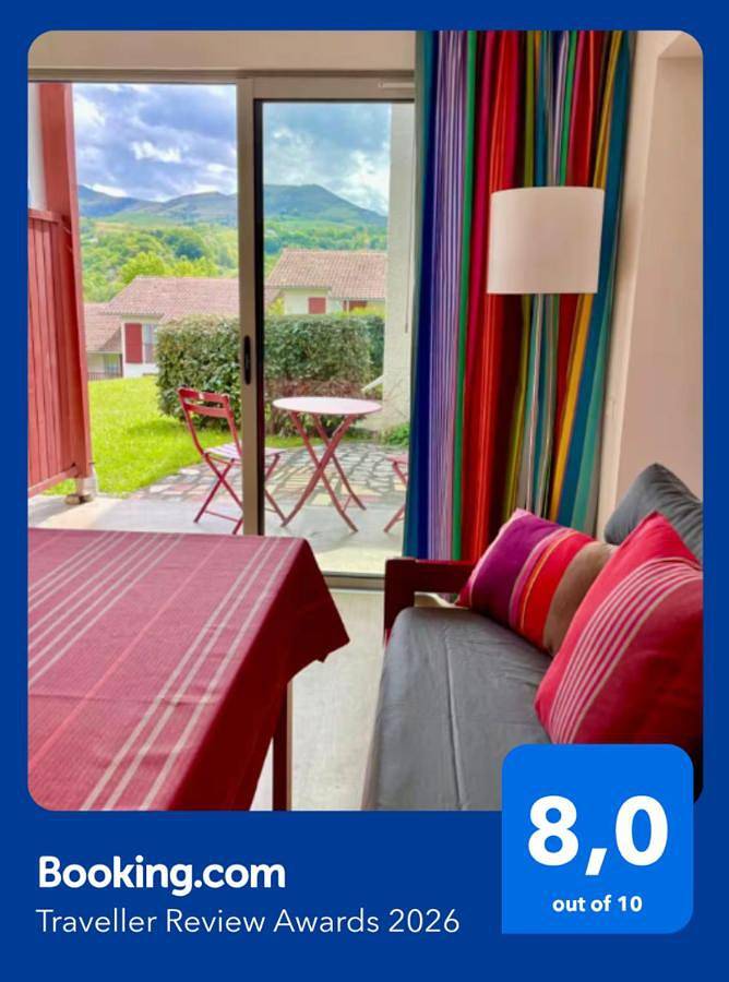 Appartement de vacances pour 2 personnes, avec piscine ainsi que vue et jardin, animaux acceptés