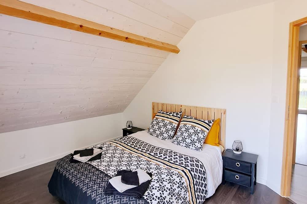 The house at the end of the road in Poey-d'Oloron, Béarn