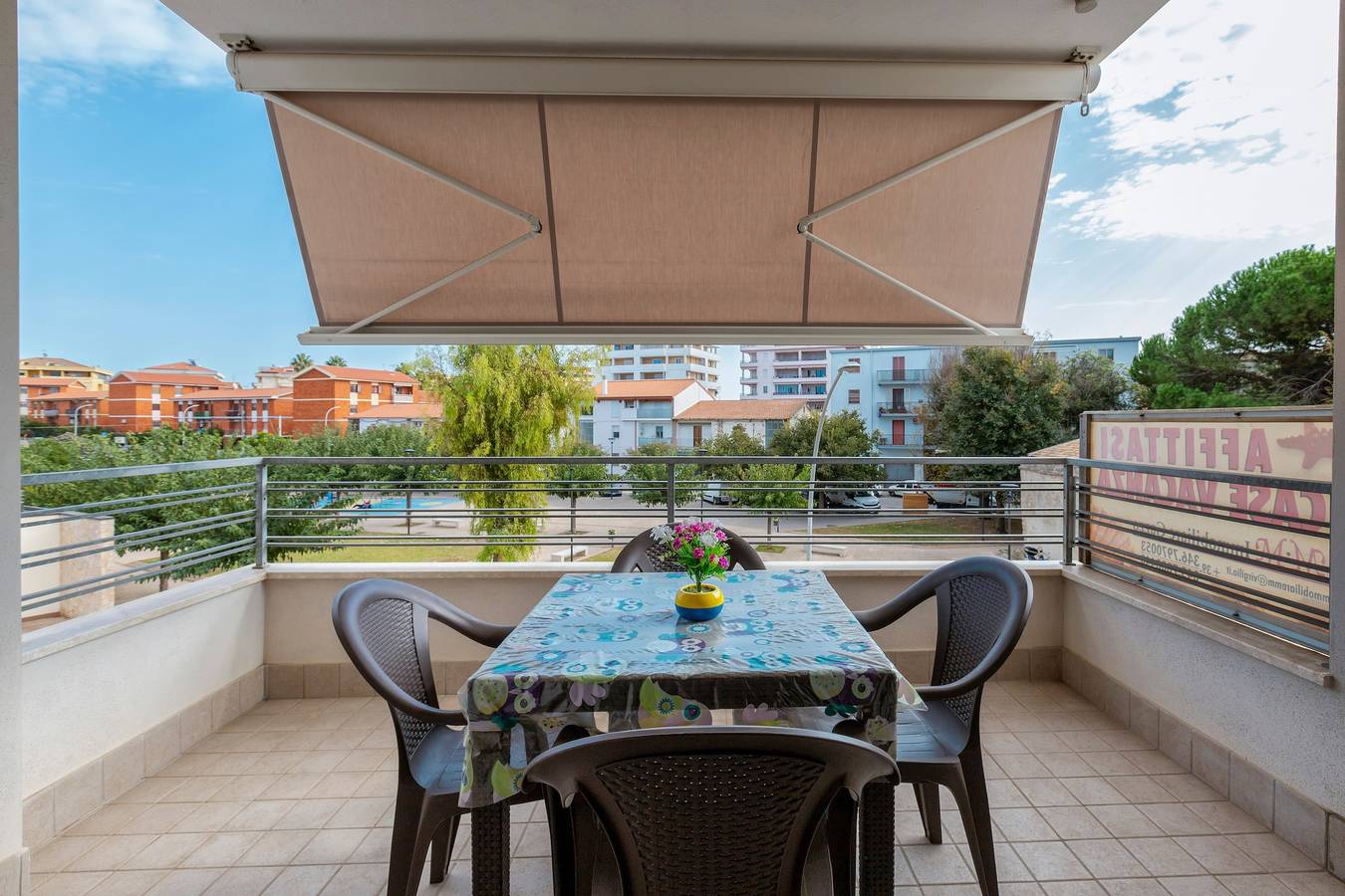 Hel lägenhet, Apartment “Ionio” close to the Beach with A/C, Balcony & Terrace in Lido San Giovanni, Alghero