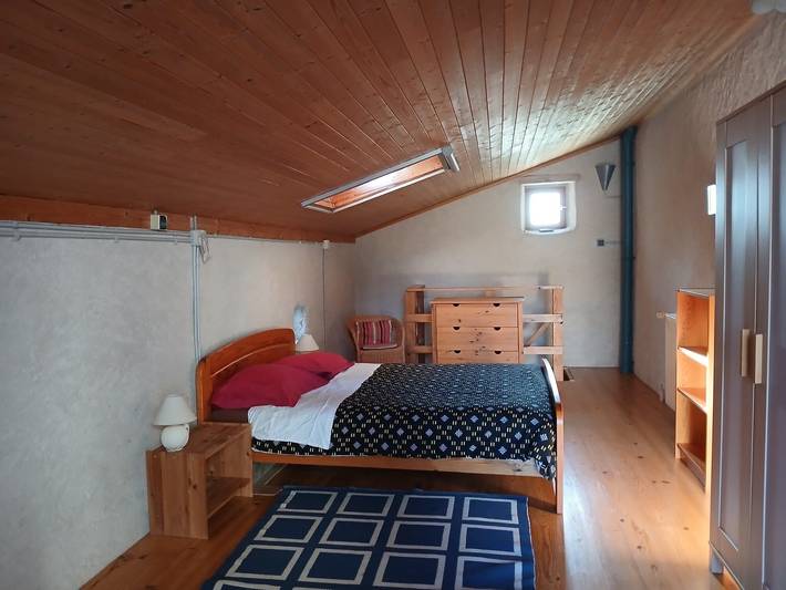 Chambre d’hôte pour 2 personnes, avec jardin en Auvergne