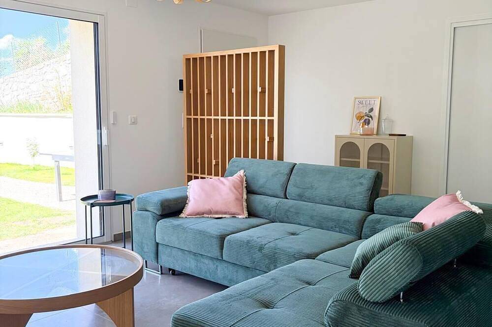 House with a garden on the French-Swiss border – 5 minutes from Geneva in Collonges-sous-Salève, Saint-Julien-en-Genevois und Umgebung