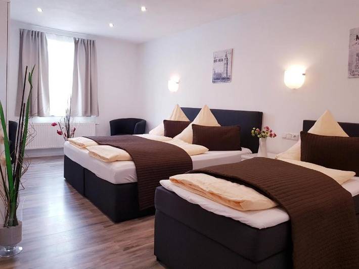 BnB für 6 Personen, mit Balkon und Ausblick am Forggensee - 2