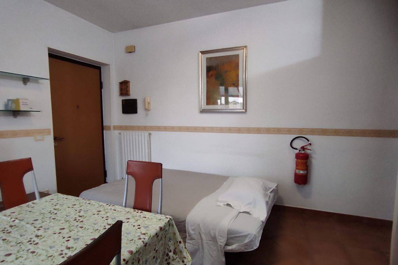 Ganze Wohnung, Ferienwohnung für 4 Personen mit Balkon/Terrasse in Senigallia (Gemeinde), Ancona Provinz