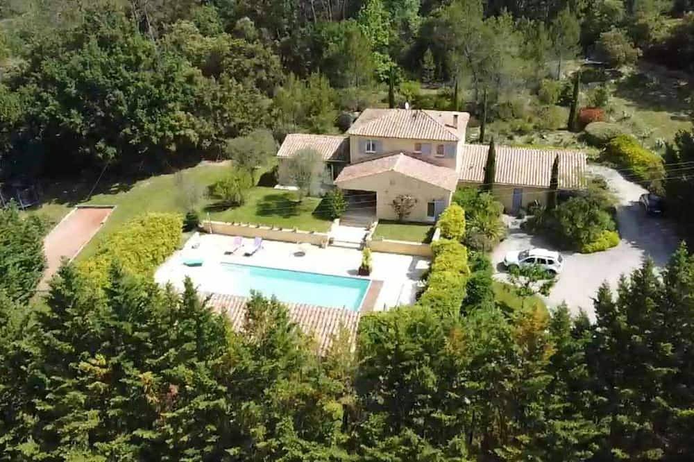 Bastide Provençale de 220m2,sansvis à vis Avec Piscine sur un Terrain de 10000m2 in Brignoles, Brignoles Region