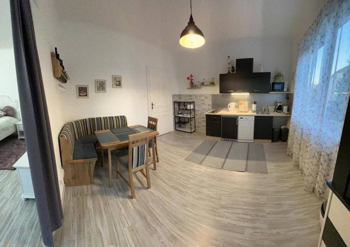 Ferienwohnung für 4 Personen, mit Ausblick und Garten in Baden bei Wien - 2