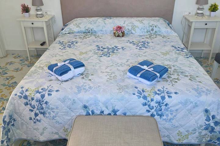 Ganze Wohnung, Green Nest with a sea view in Amalfi, Sorrento Coast
