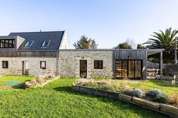 Gîte pour 4 personnes, avec jardin à Plomeur