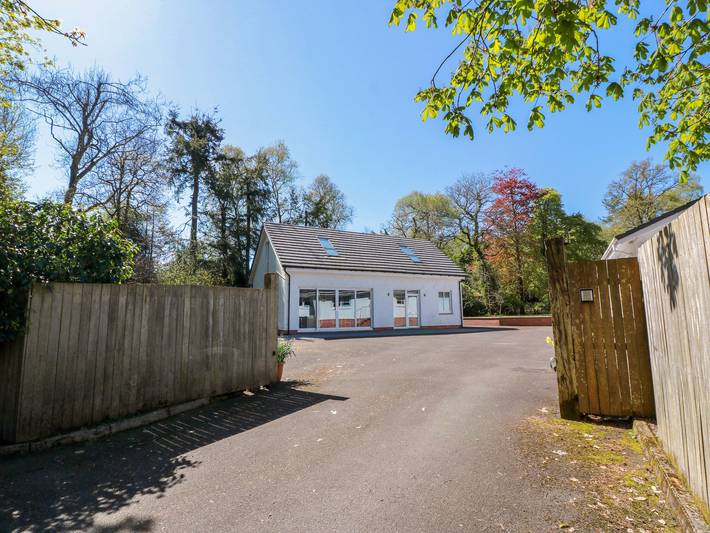 Log cabin for 8 people in Loch Lomond