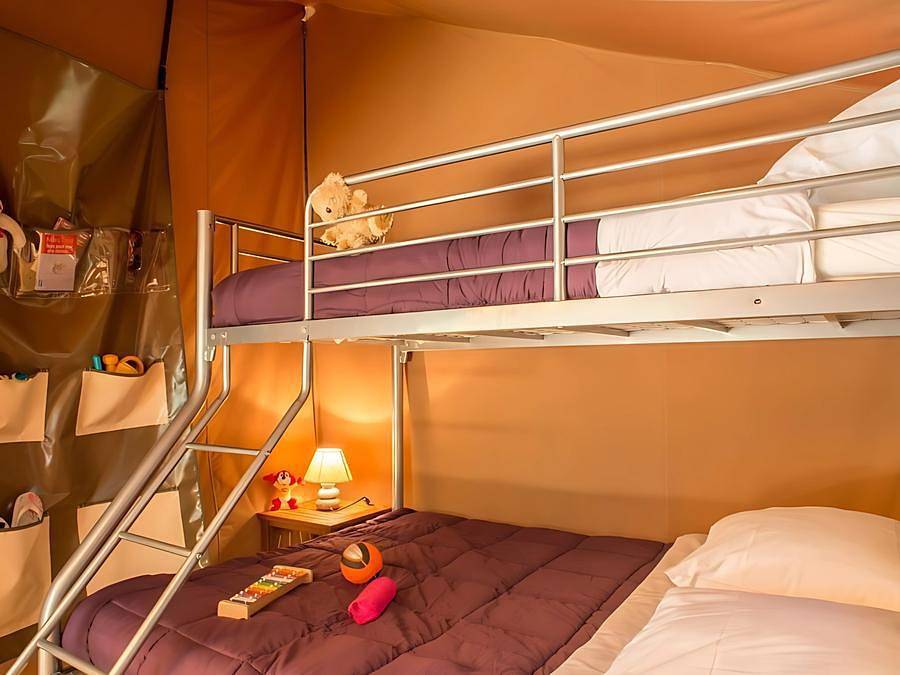 Camping Sunelia - Le Sequoia - Tienda de campaña 5 personas - Eco Lodge 2 dormitorios - sin instalaciones sanitarias in Payrac, Quercy