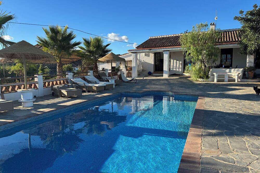 Apartamento entero, Finca Pozo de la Suerte Andalusian charm in Almayate, Vélez-Málaga