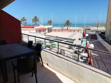 Ferienwohnung für 4 Personen, mit Balkon und Garten sowie Meerblick, kinderfreundlich in Gandia