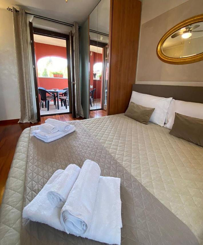 Chambre d’hôte pour 4 personnes, avec terrasse ainsi que vue et piscine dans Piémont - 2