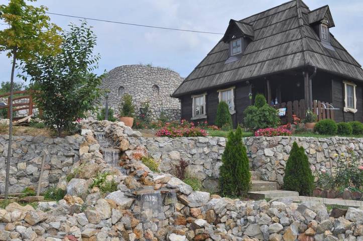 Domek letniskowy dla 4 osób, z ogród i basen, Dla rodziny w Serbia