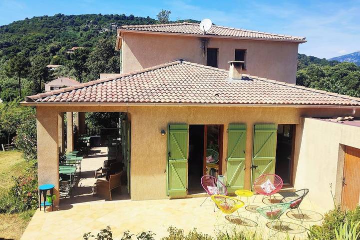 Villa pour 10 personnes, avec jardin et balcon