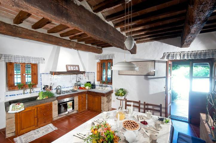 Location de vacances pour 10 personnes, avec jardin et terrasse à Fiano - 4