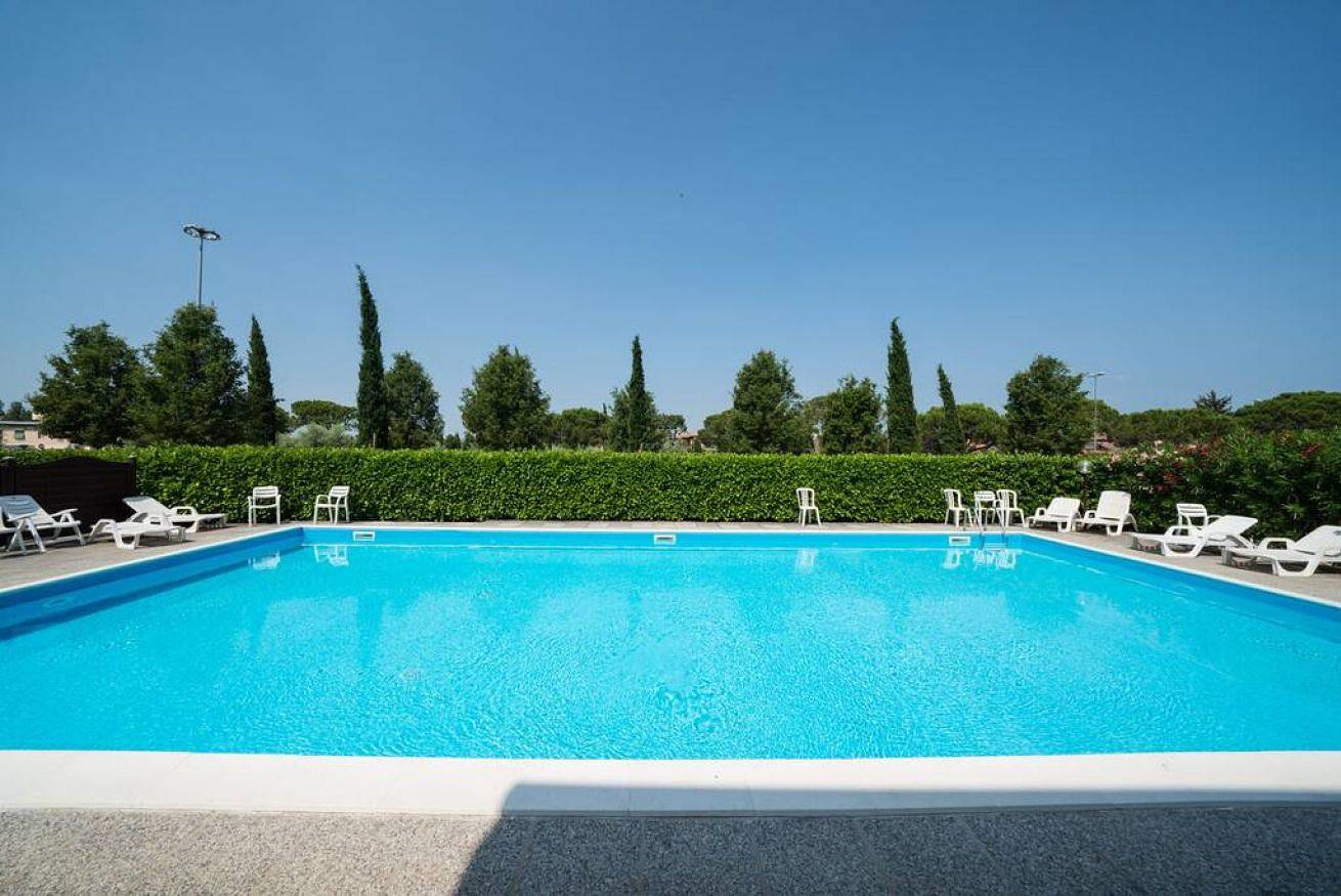 Cały apartament, Apartament wakacyjny dla 4 osób z basen in Colombare, Sirmione
