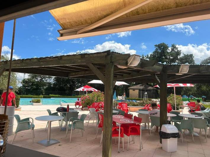 Camping pour 6 personnes, avec jacuzzi ainsi que jardin et piscine, animaux acceptés dans Haute-Garonne - 3