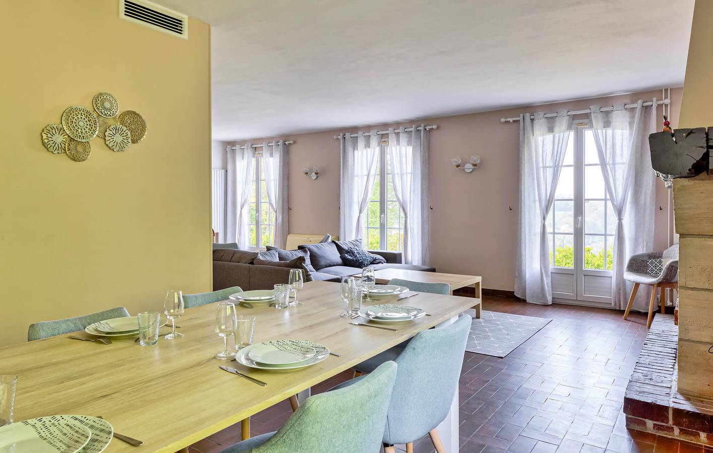 Holiday home for 10 people with terrace in Catenay, Rouen region