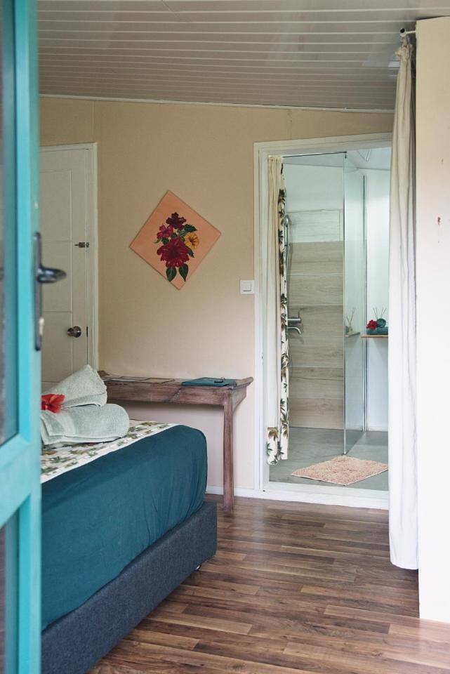 Gîte pour 2 personnes, avec vue et jardin dans Uturoa - 2