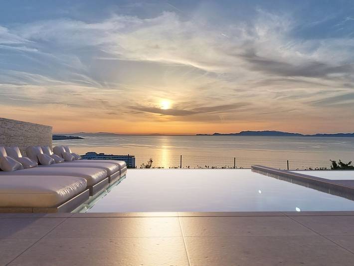 Ferienhaus für 7 Personen, mit Pool und Garten in Rhodos Stadt