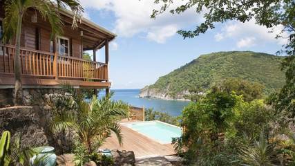 Villa pour 4 personnes, avec jardin ainsi que vue et piscine à Deshaies