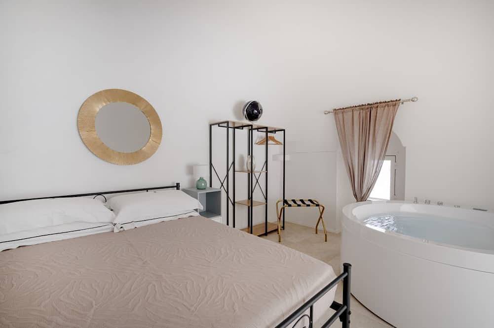Guesthost Borgo Lucia with pool - Trullo Limoncina in Selva di Fasano, Fasano