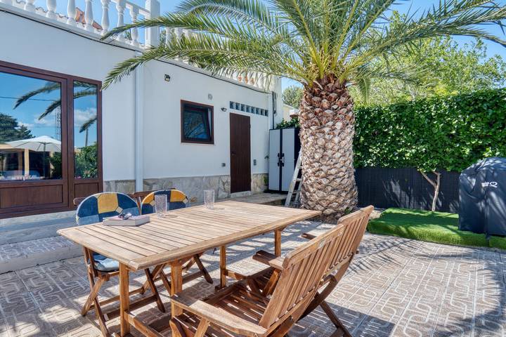 Estudio entero, Apartamento estudio 'Park Carpe Diem' con piscina compartida, Wi-Fi y aire acondicionado. in Busot, Costa Blanca