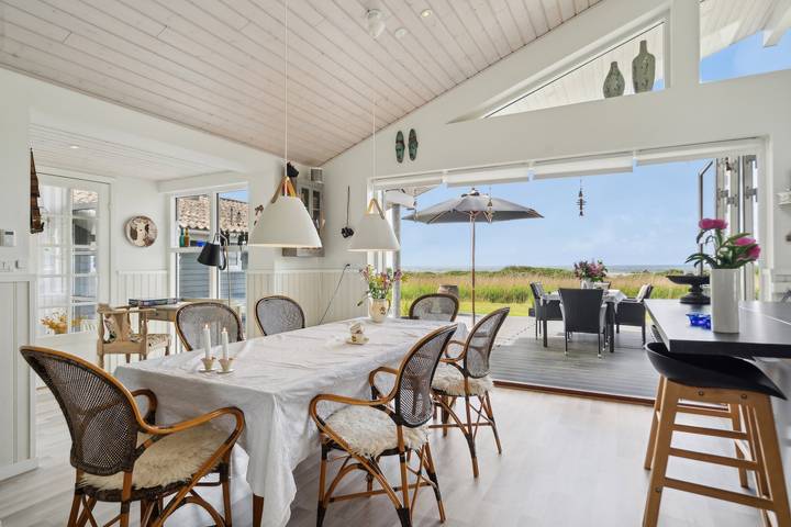 Fantastisches Ferienhaus mit Meerblick in Øerne, Ebeltoft
