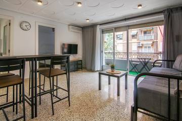 Vacation Rental for 5 Guests in Valencia, Costa de Valencia, Picture 3