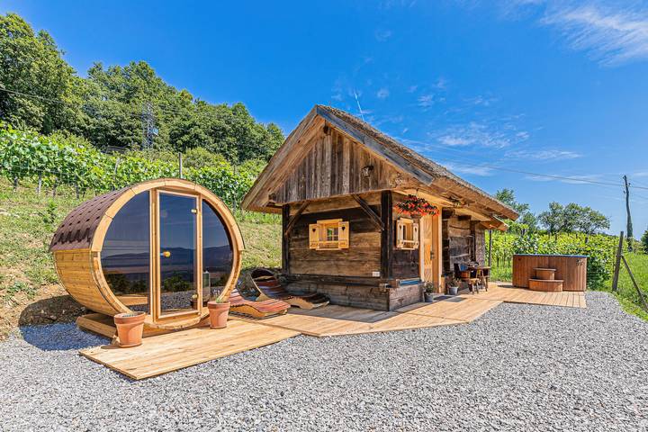 Bauernhof für 2 Personen, mit Terrasse und Sauna, mit Haustier in Slowenien - 2