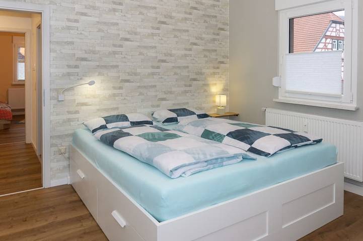 Gîte pour 5 personnes, avec balcon à Eschau (Basse-Franconie) - 2