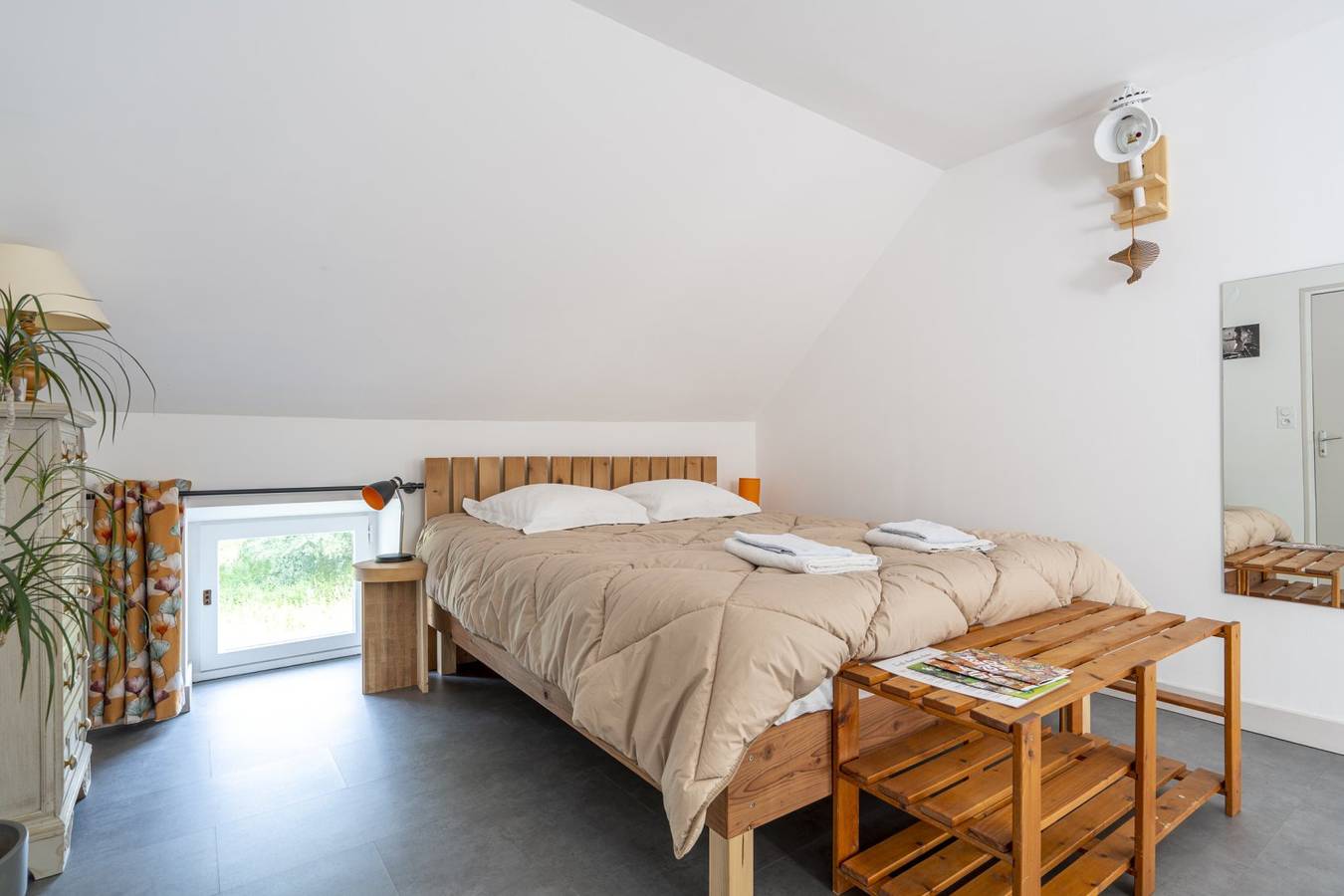 Chambres d'hôtes Les Ateliers - Eden in Le Mesnil-en-Vallée, Région de Cholet