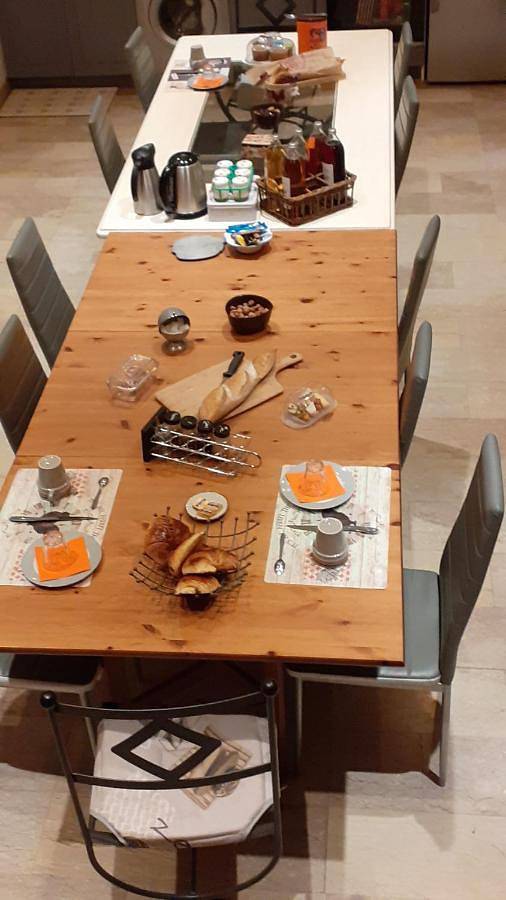 Chambre d’hôte pour 5 personnes, avec vue et jardin dans Beaujolais - 3