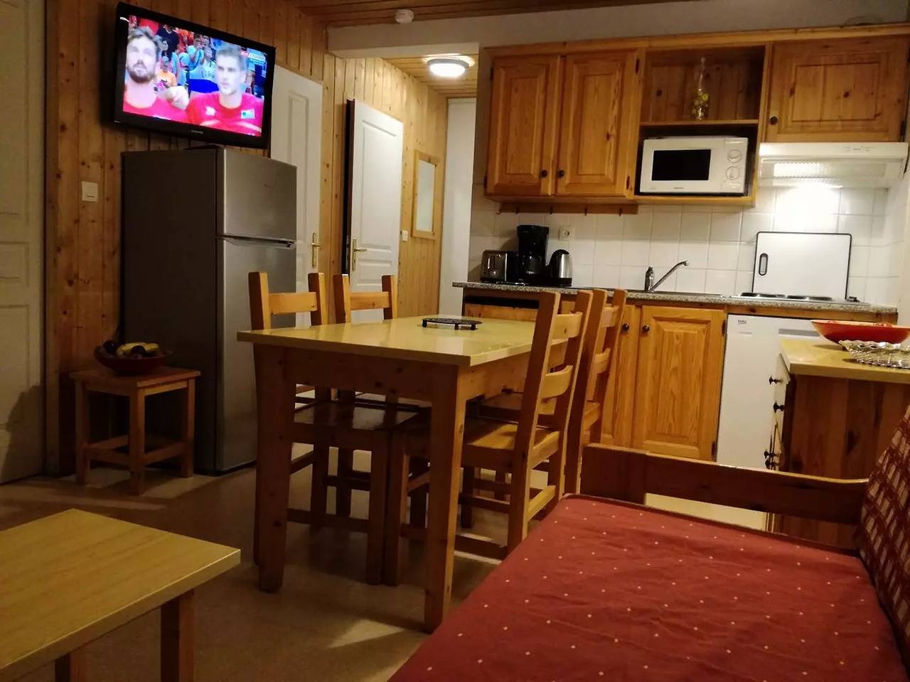 Appartement entier, Appartement dans chalet à proximité des pistes et de l'école de ski in Saint-Jean-d'Arves, Région de Saint-Jean-de-Maurienne