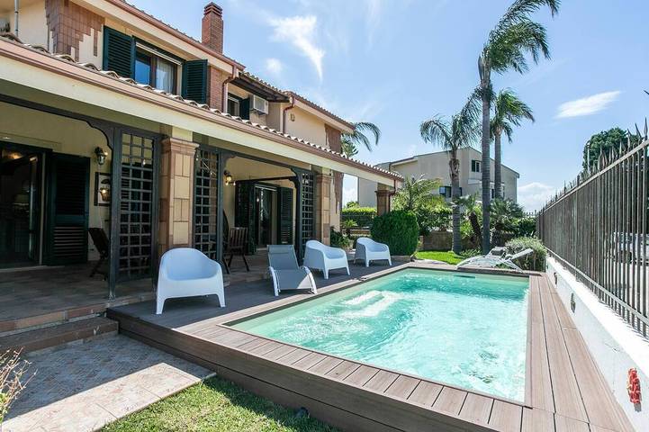 Casa vacanza per 10 persone, con giardino - 1