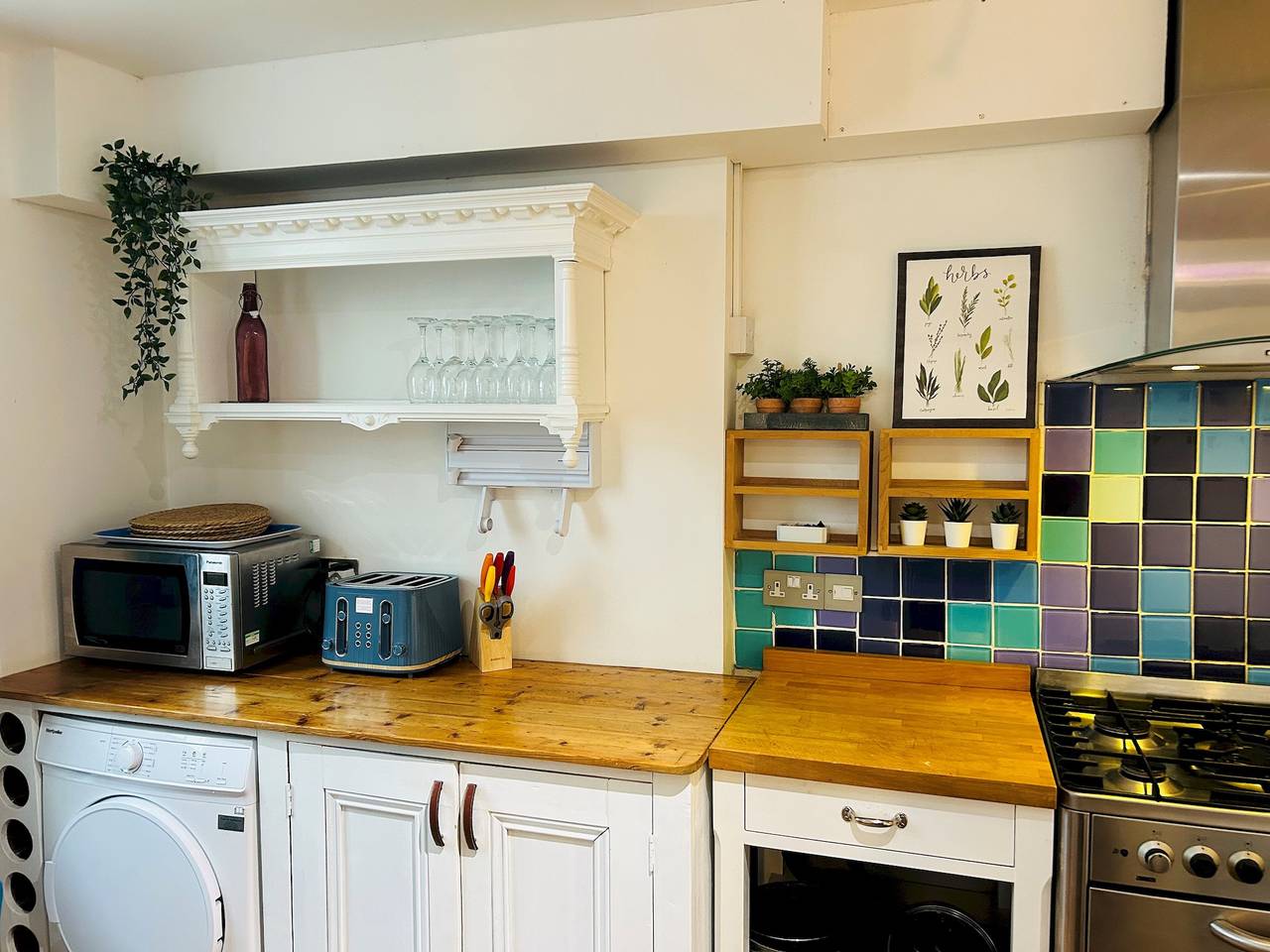 Pebble Mews Free Parking | By My Getaways in Brighton, Sussex