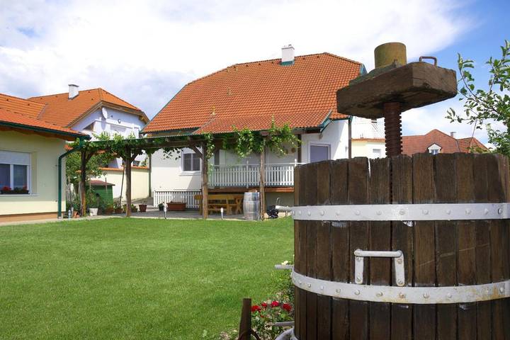 Gîte pour 2 personnes, avec vue ainsi que vue sur le lac et jardin à Illmitz - 4